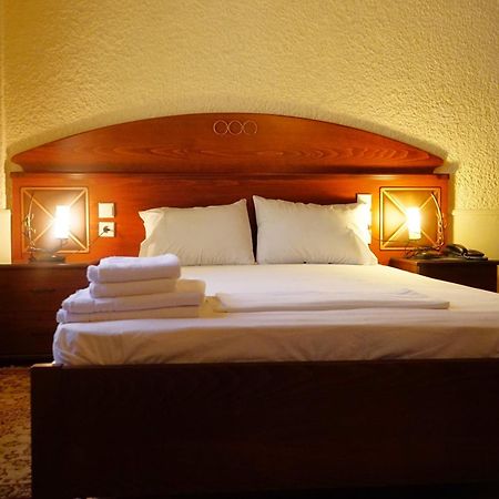 Chania Hotel Екстер'єр фото